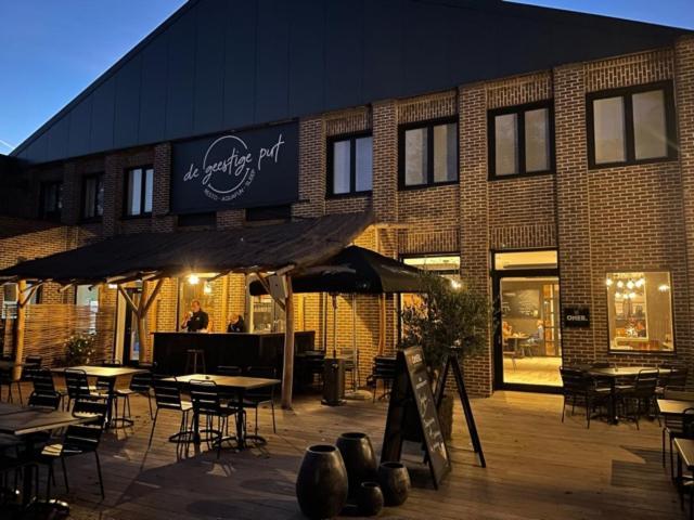 Auberge de jeunesse De Geestige Put à Waregem Extérieur photo